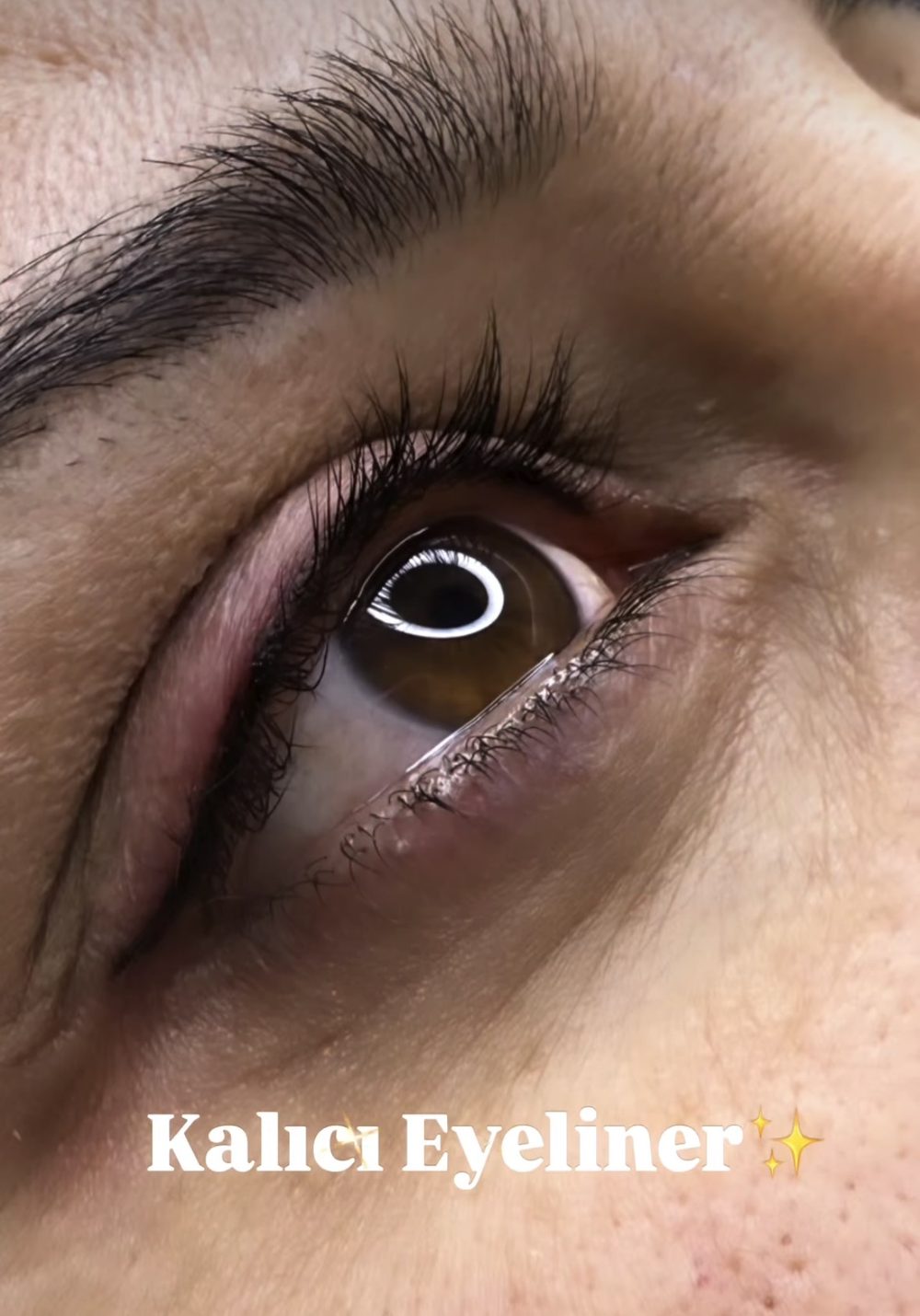 Meryemce Güzellik - kalıcı eyeliner uygulaması